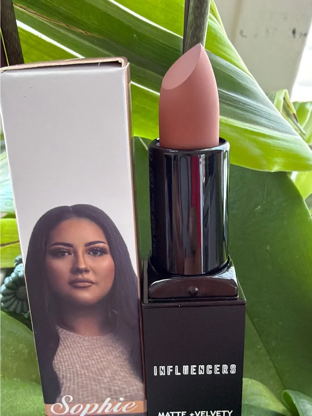 Sophie Matte Velvet Lipstick — Nude Pink